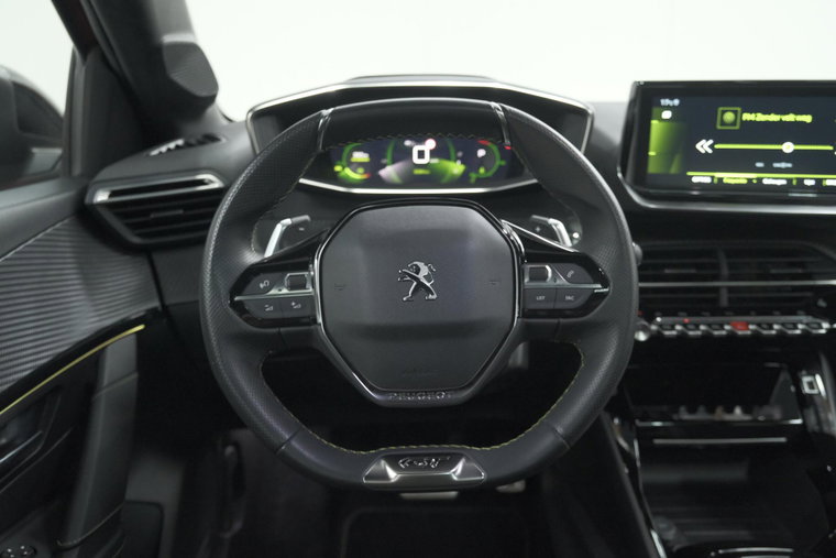 Vehicle Image 24