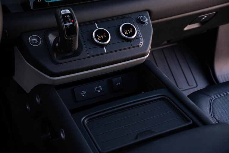Vehicle Image 21
