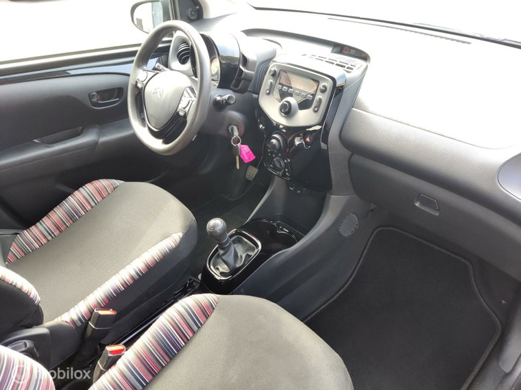 Vehicle Image 11