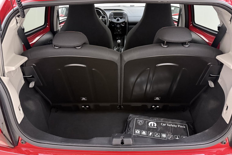 Vehicle Image 15