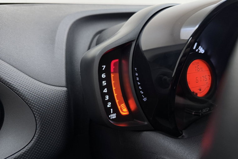 Vehicle Image 20