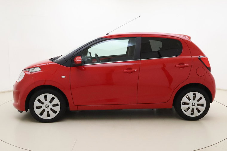 Vehicle Image 6