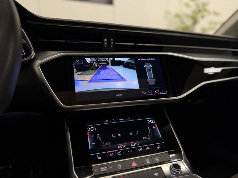 Vehicle Image 40