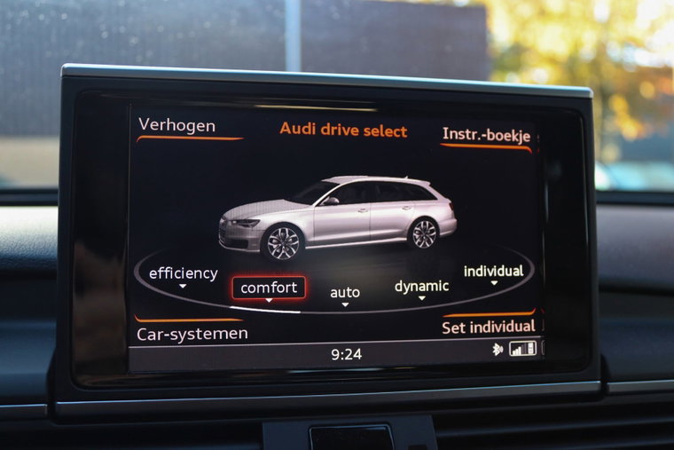 Vehicle Image 36