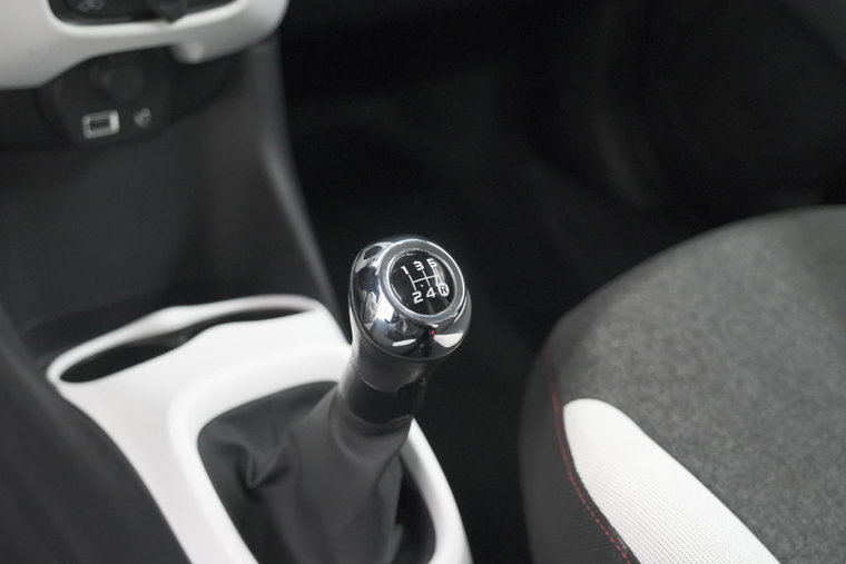 Vehicle Image 24