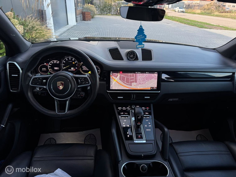 Vehicle Image 17