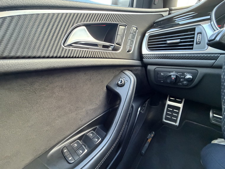 Vehicle Image 39