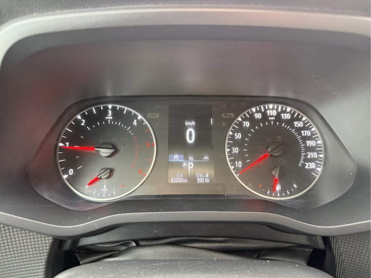 Vehicle Image 32