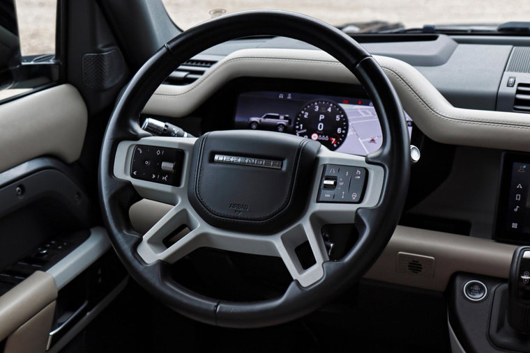 Vehicle Image 13