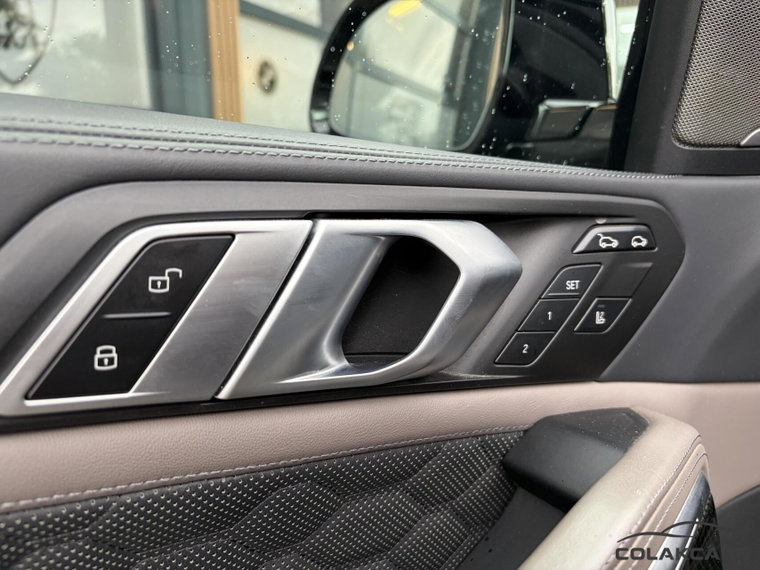 Vehicle Image 48