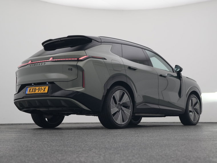 Vehicle Image 16