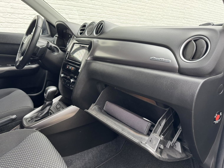 Vehicle Image 35