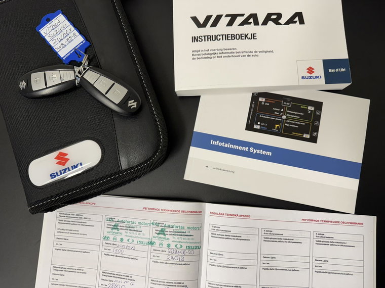 Vehicle Image 11