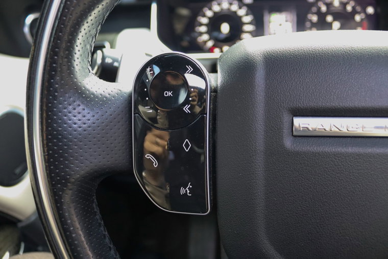 Vehicle Image 23