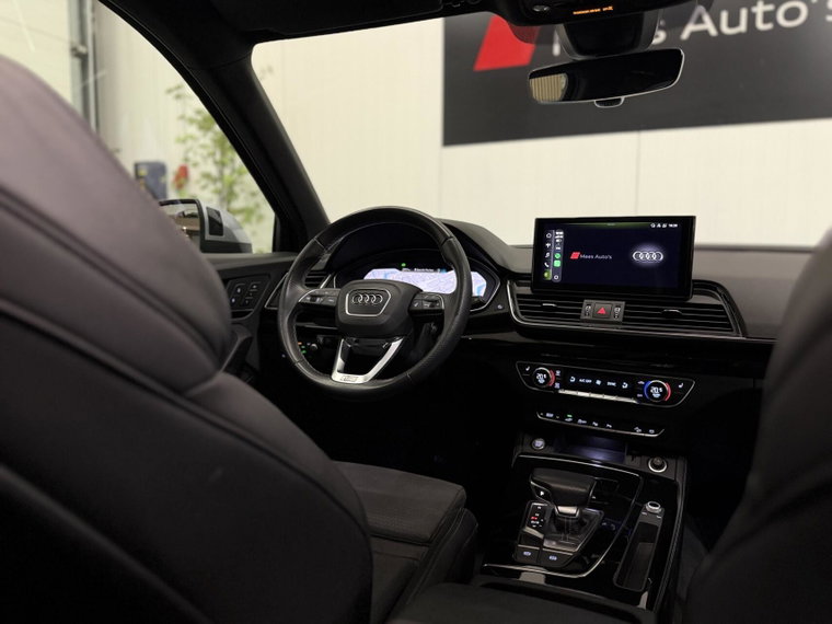 Vehicle Image 30
