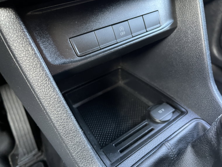 Vehicle Image 33