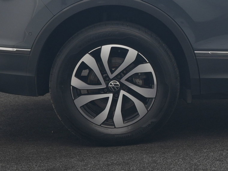 Vehicle Image 39