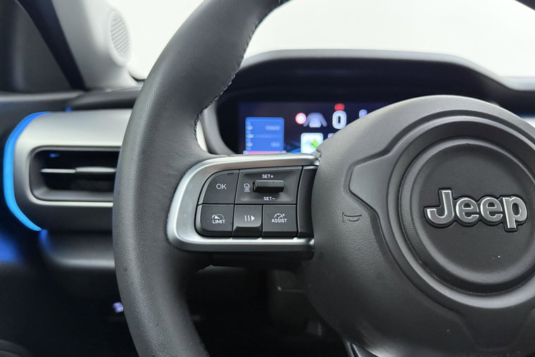 Vehicle Image 20