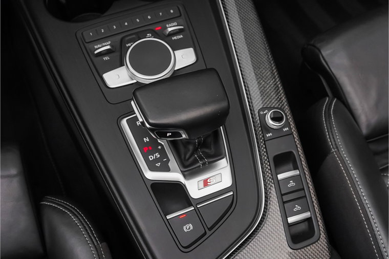 Vehicle Image 36