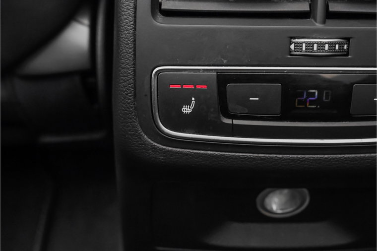 Vehicle Image 52