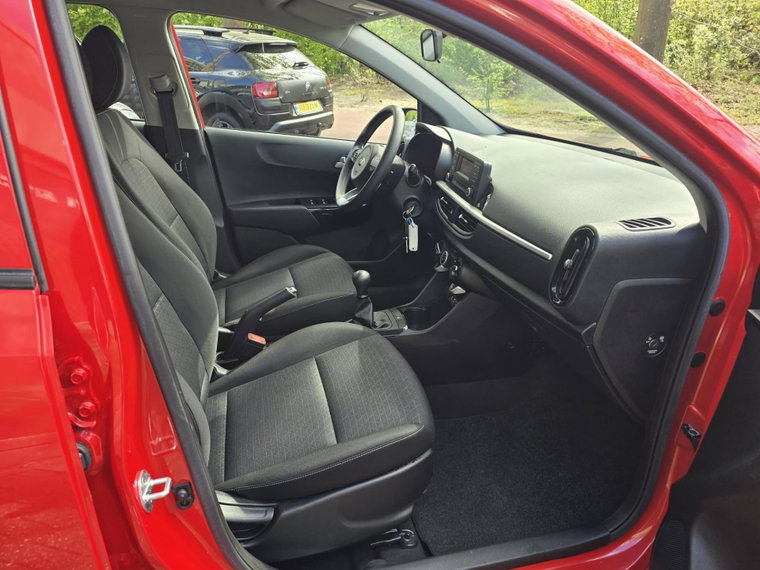Vehicle Image 17