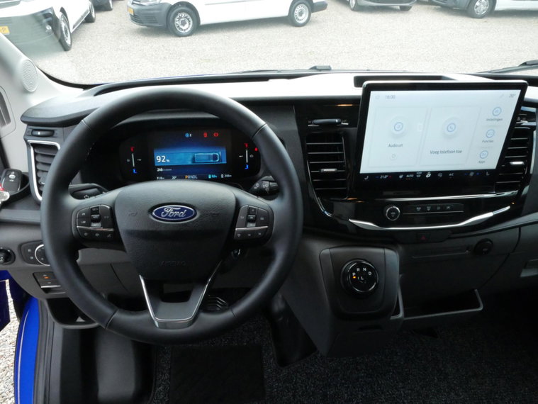 Vehicle Image 15