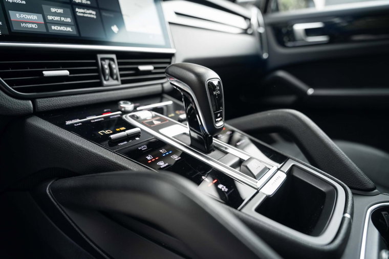 Vehicle Image 30