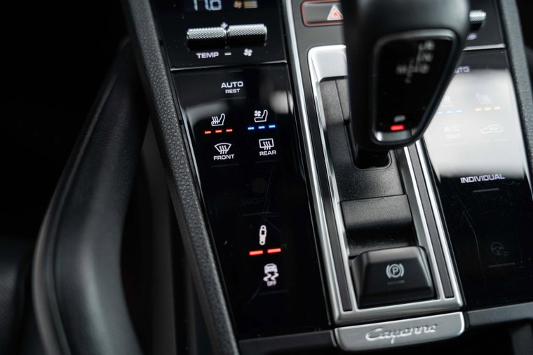 Vehicle Image 40