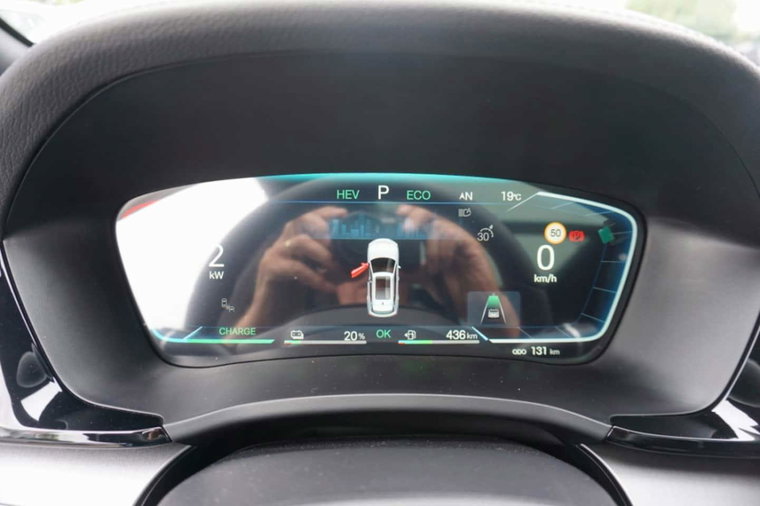 Vehicle Image 13
