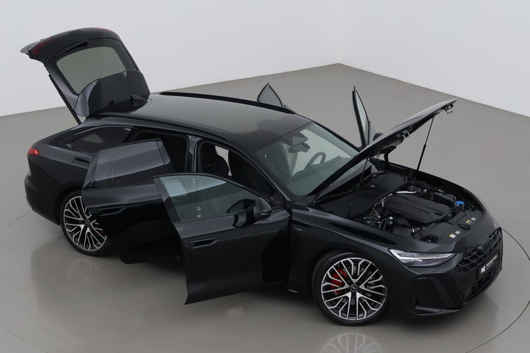 Vehicle Image 6