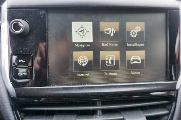 Vehicle Image 14
