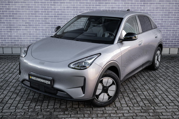 Vehicle Image 15