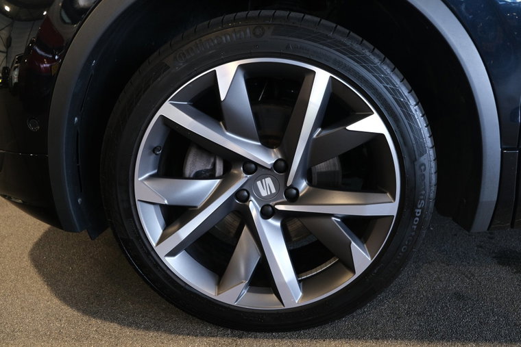 Vehicle Image 17