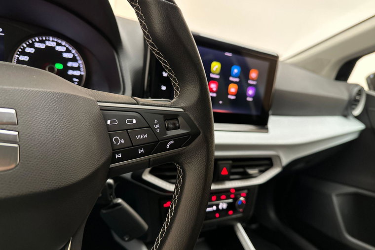 Vehicle Image 18