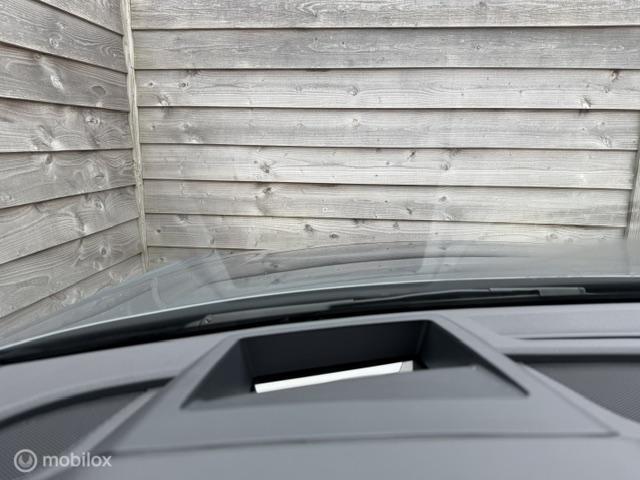 Vehicle Image 41
