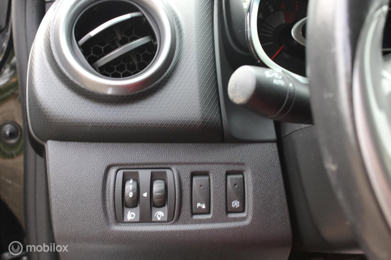 Vehicle Image 27