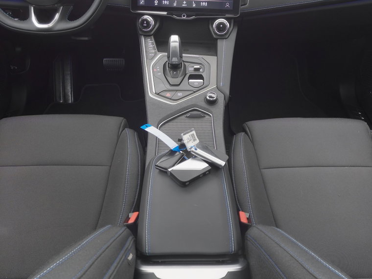 Vehicle Image 12