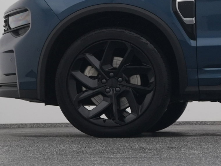 Vehicle Image 39