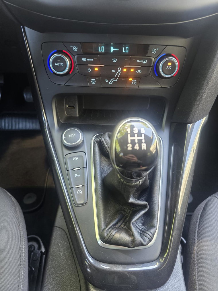 Vehicle Image 31