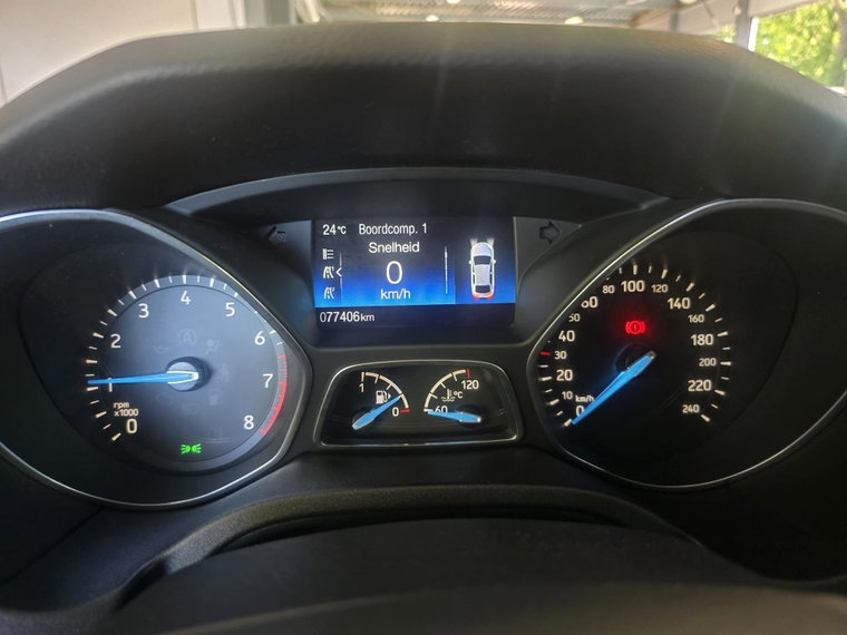 Vehicle Image 38
