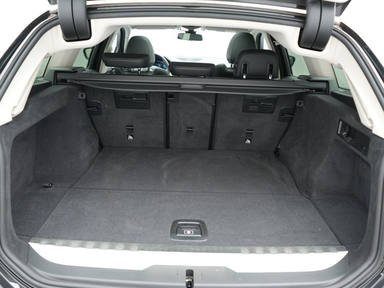 Vehicle Image 38