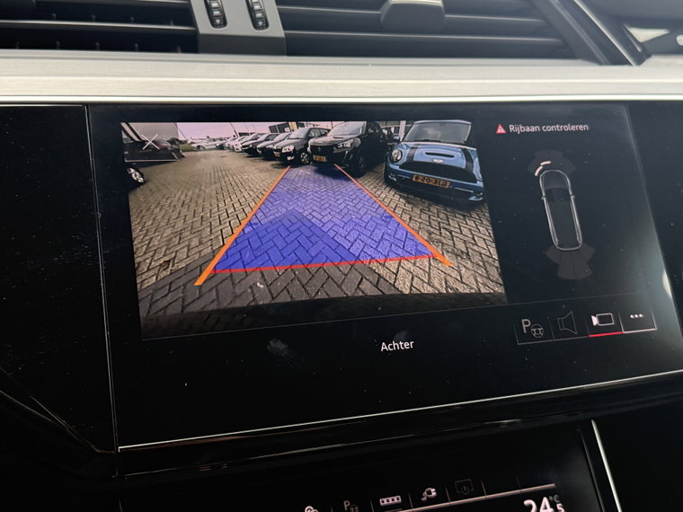 Vehicle Image 39