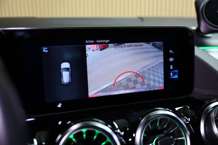 Vehicle Image 28