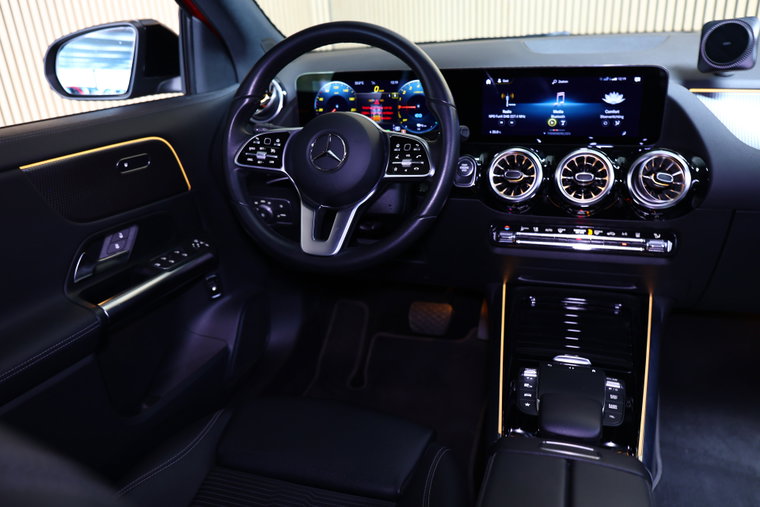 Vehicle Image 40