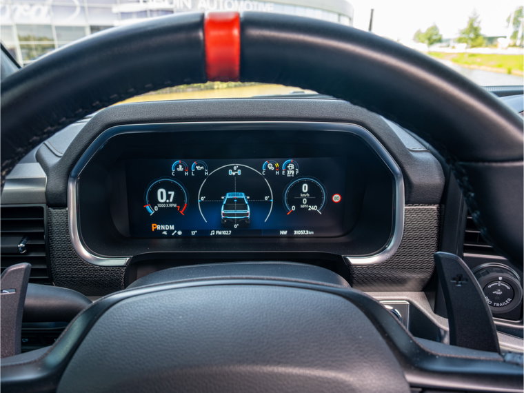 Vehicle Image 25