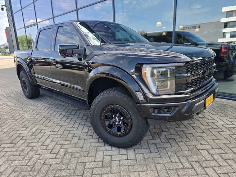 Vehicle Image 28