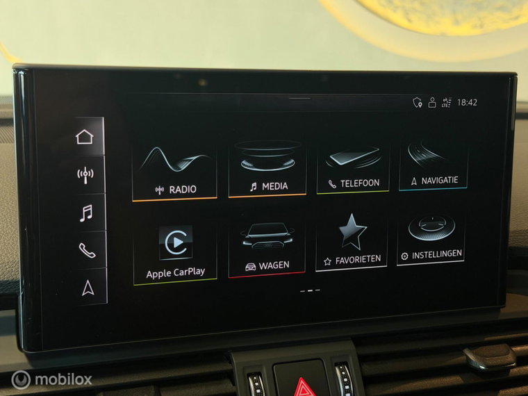 Vehicle Image 28