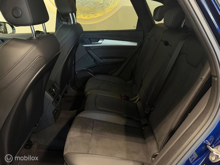 Vehicle Image 33