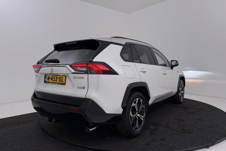 Vehicle Image 48