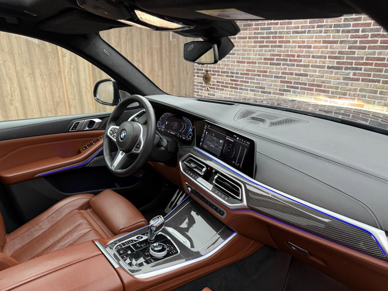 Vehicle Image 37